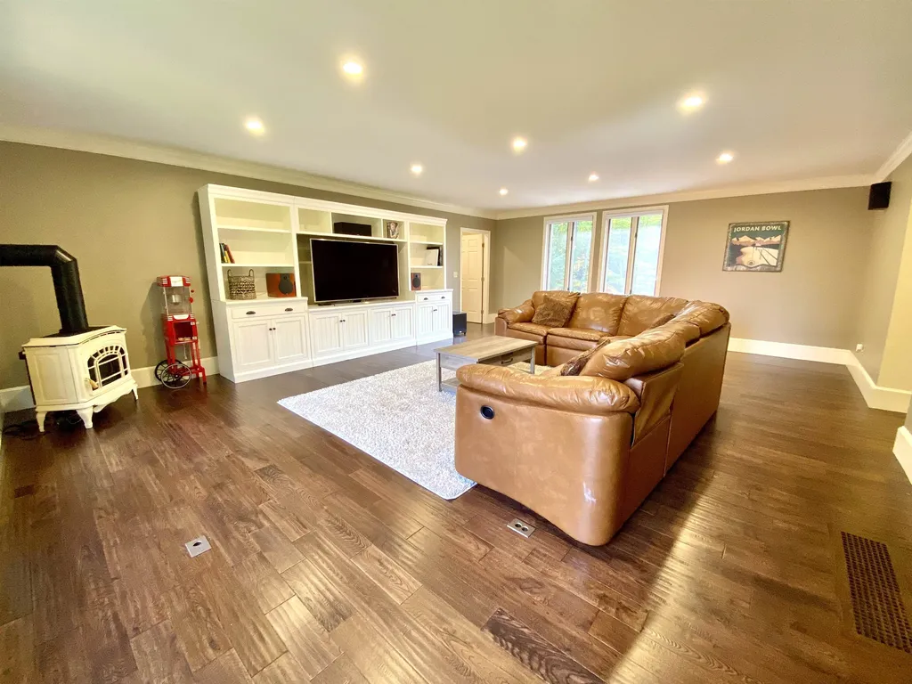 187 Intervale Road Gilford NH 03249