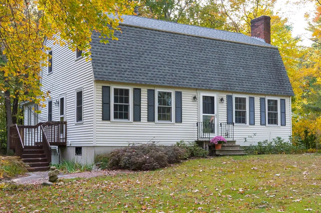 83 Londonderry Road Windham NH 03087