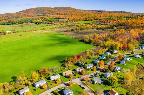 28 Hunting Ridge Lane Milton VT 05468