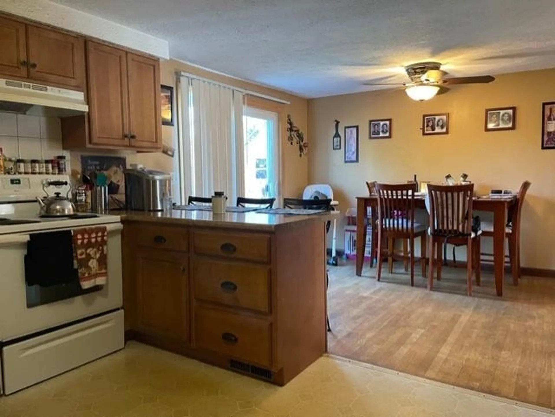 4 Kerri Lane Hooksett NH 03106