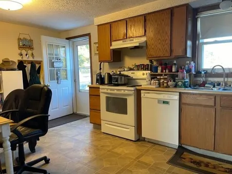 4 Kerri Lane Hooksett NH 03106