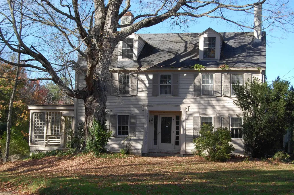 560 Clark Hill Road New Boston NH 03070
