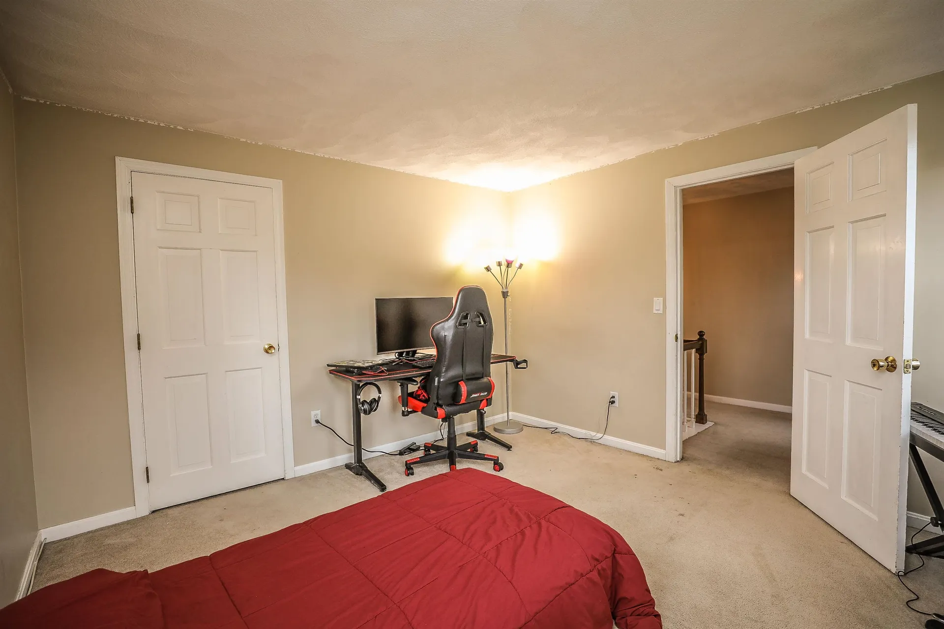 21 Tokanel Drive Londonderry NH 03053