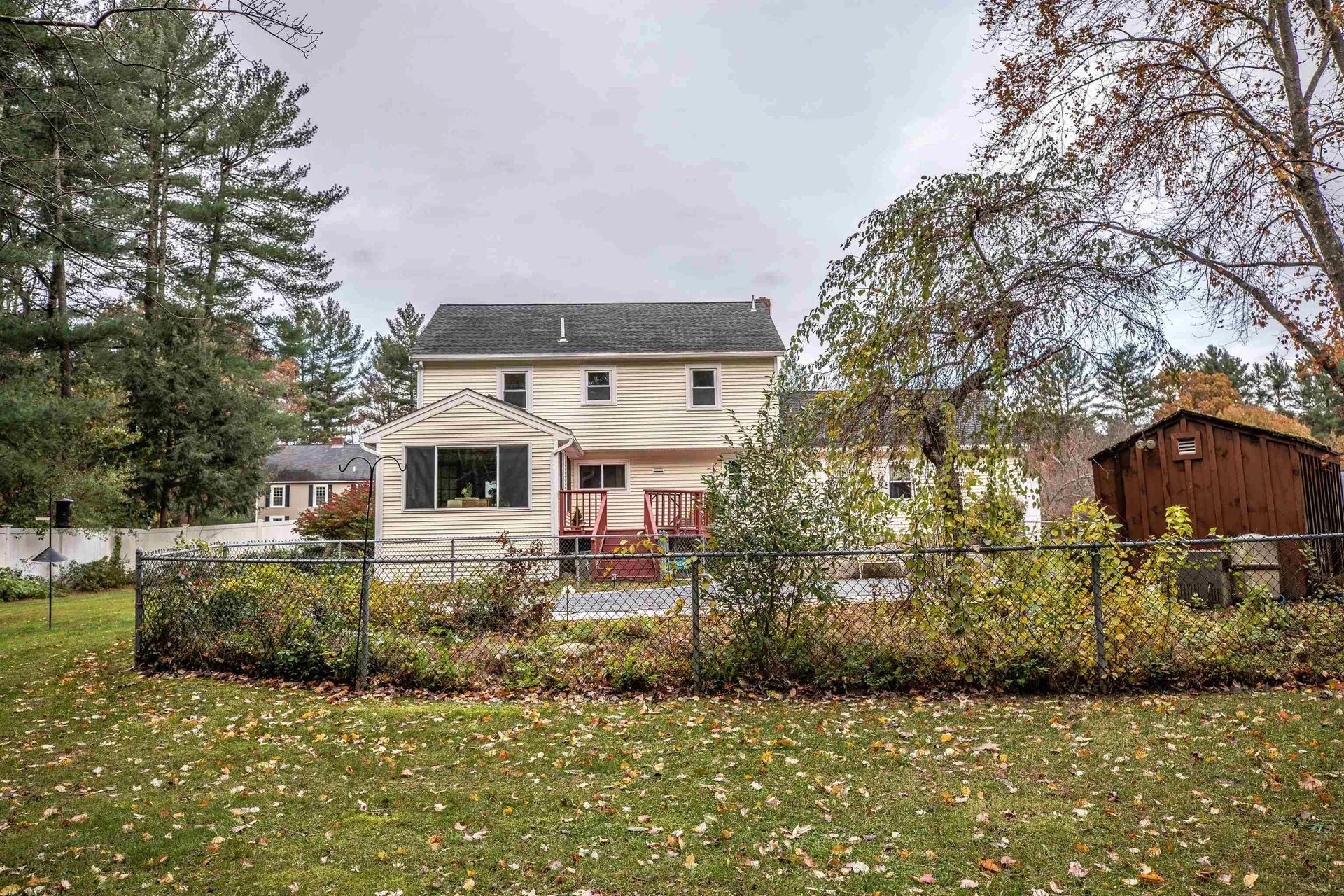 21 Tokanel Drive Londonderry NH 03053