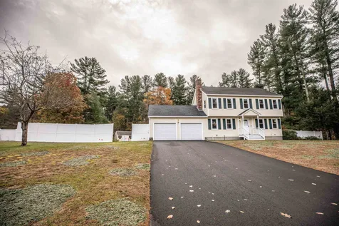 21 Tokanel Drive Londonderry NH 03053