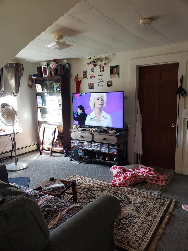 39 Barnes Street Claremont NH 05043