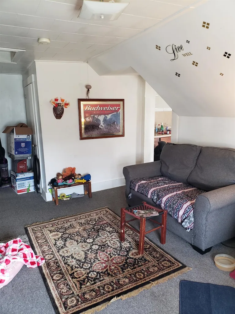 39 Barnes Street Claremont NH 05043