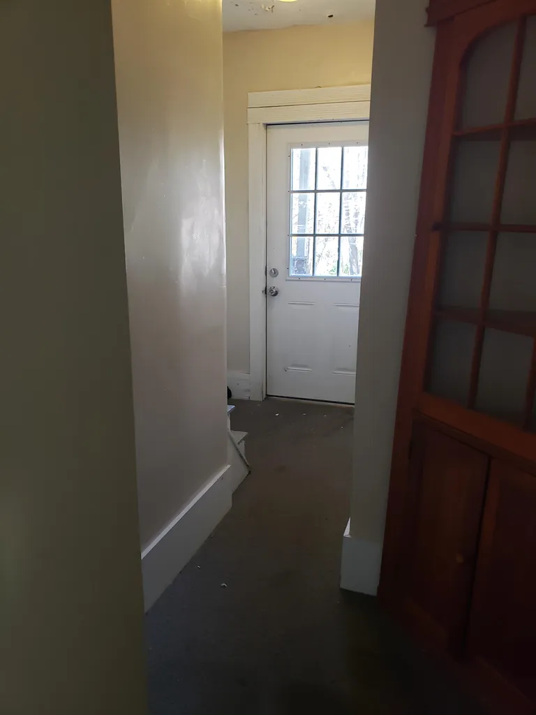 39 Barnes Street Claremont NH 05043