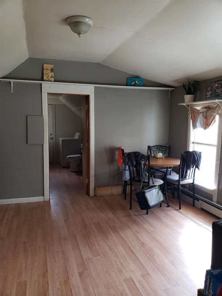 39 Barnes Street Claremont NH 05043