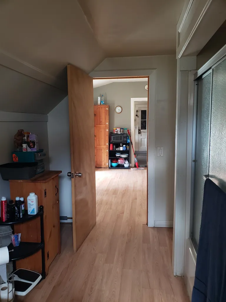 39 Barnes Street Claremont NH 05043
