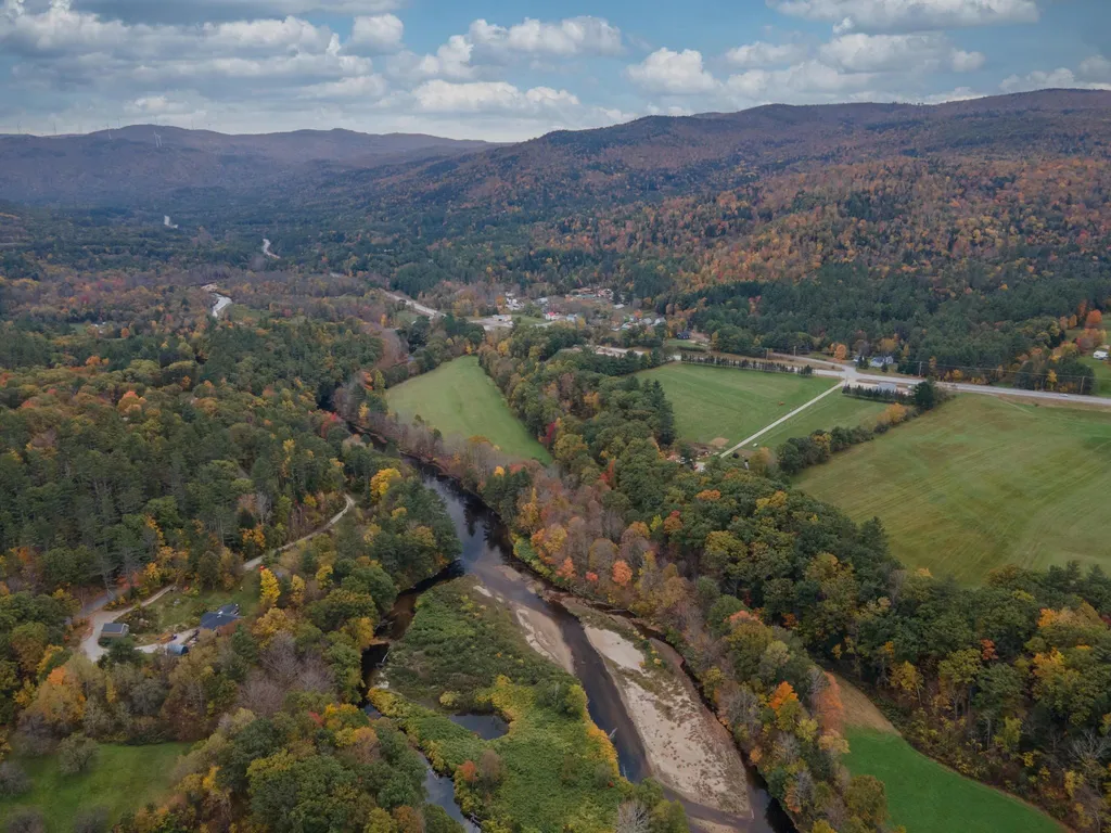 2258 Buffalo Road Rumney NH 03266