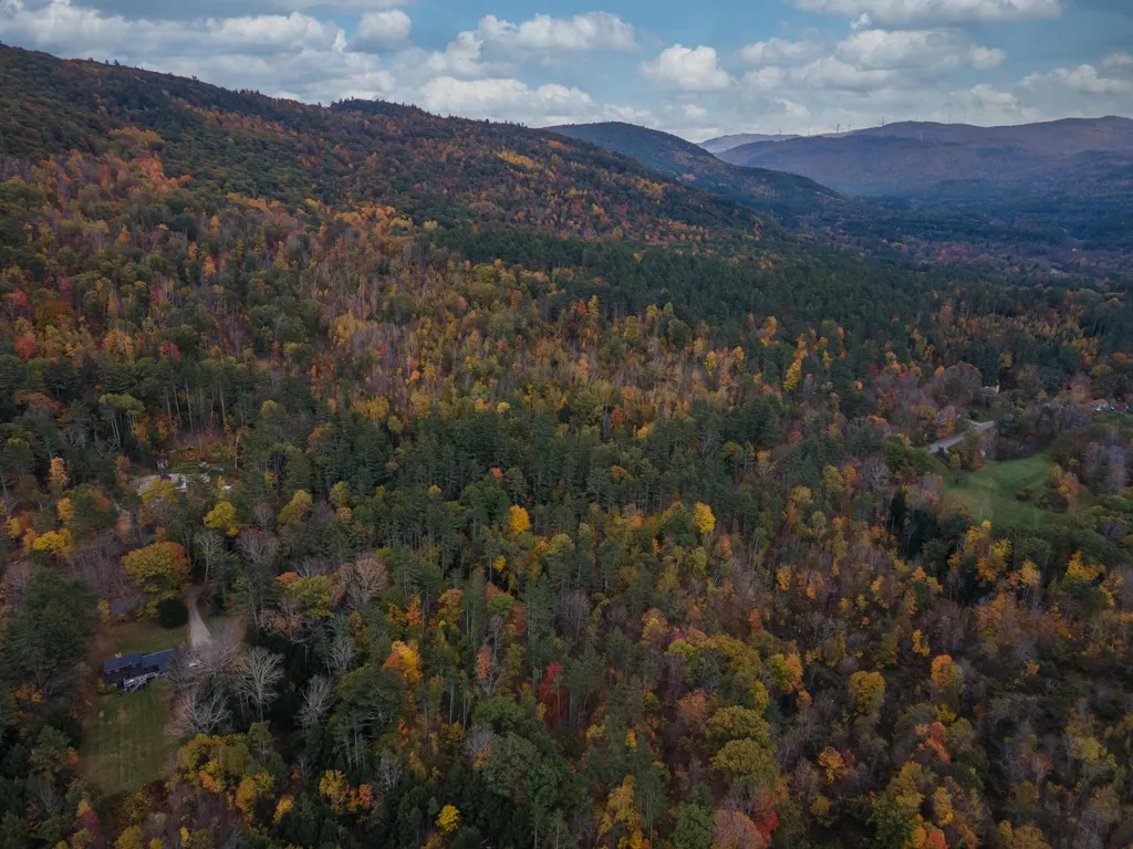 2258 Buffalo Road Rumney NH 03266