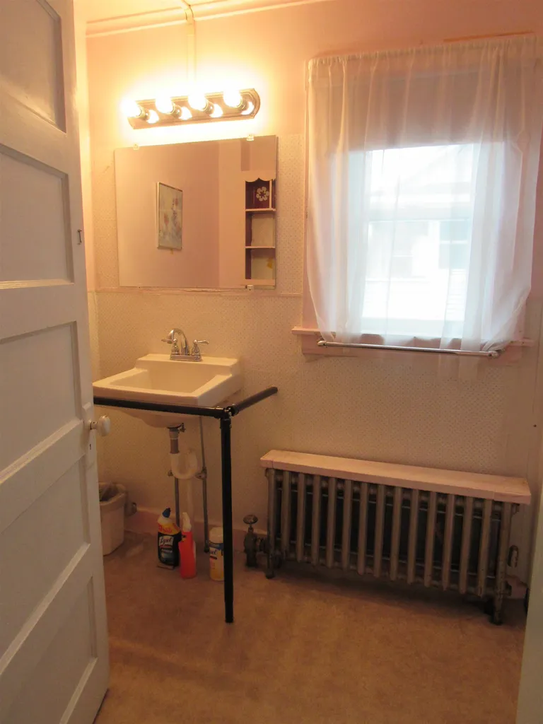 124 Elm Street Berlin NH 03570
