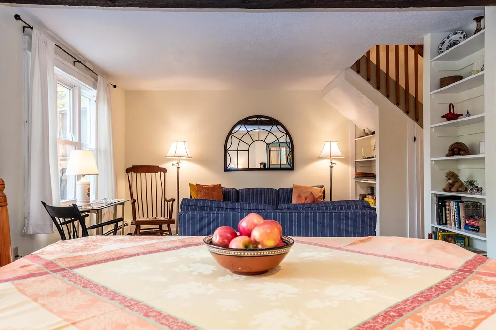 2 Farm House Lane Wolfeboro NH 03894
