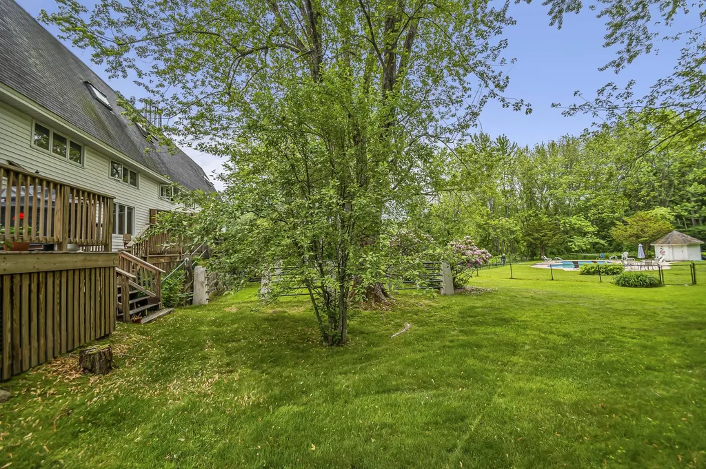 2 Farm House Lane Wolfeboro NH 03894