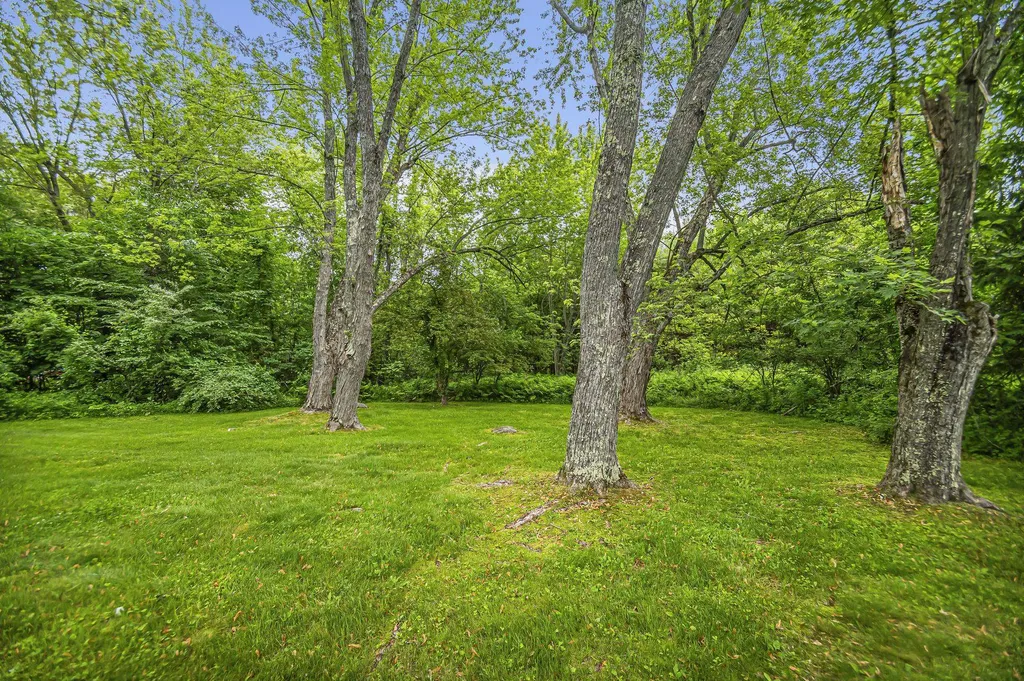 2 Farm House Lane Wolfeboro NH 03894