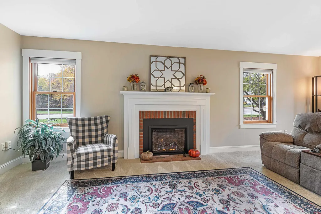 10 Hagan Drive Essex VT 05452