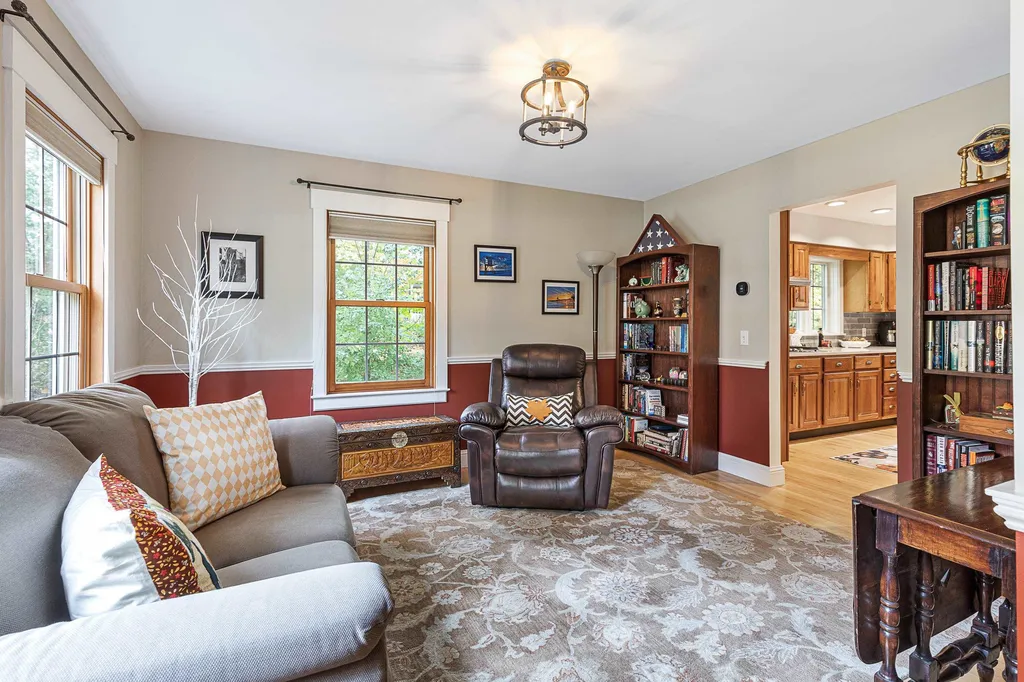 10 Hagan Drive Essex VT 05452