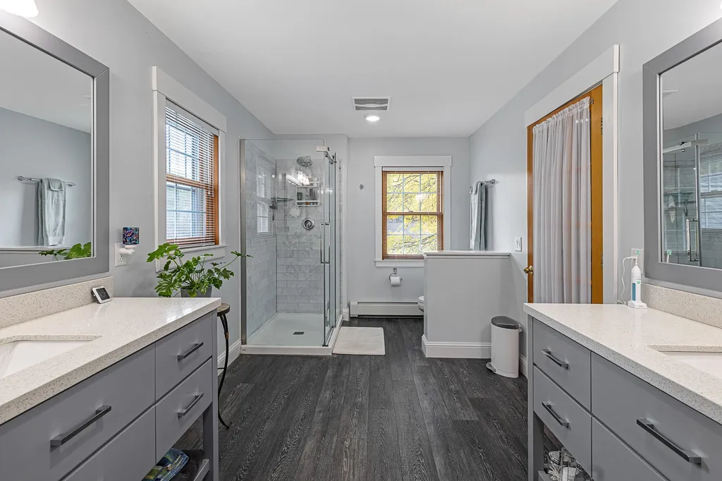 10 Hagan Drive Essex VT 05452