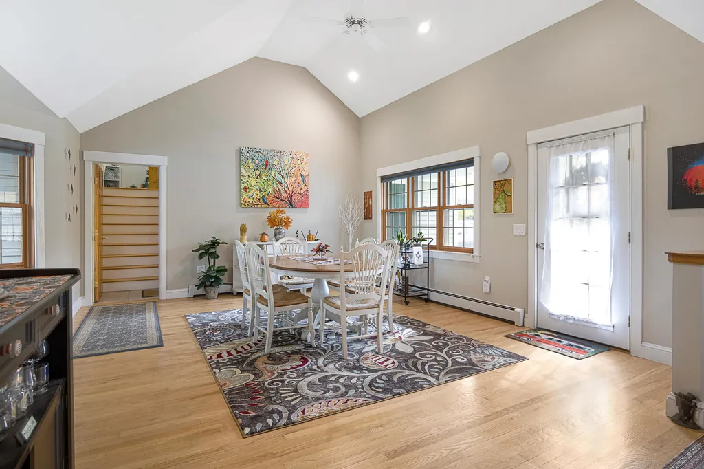 10 Hagan Drive Essex VT 05452