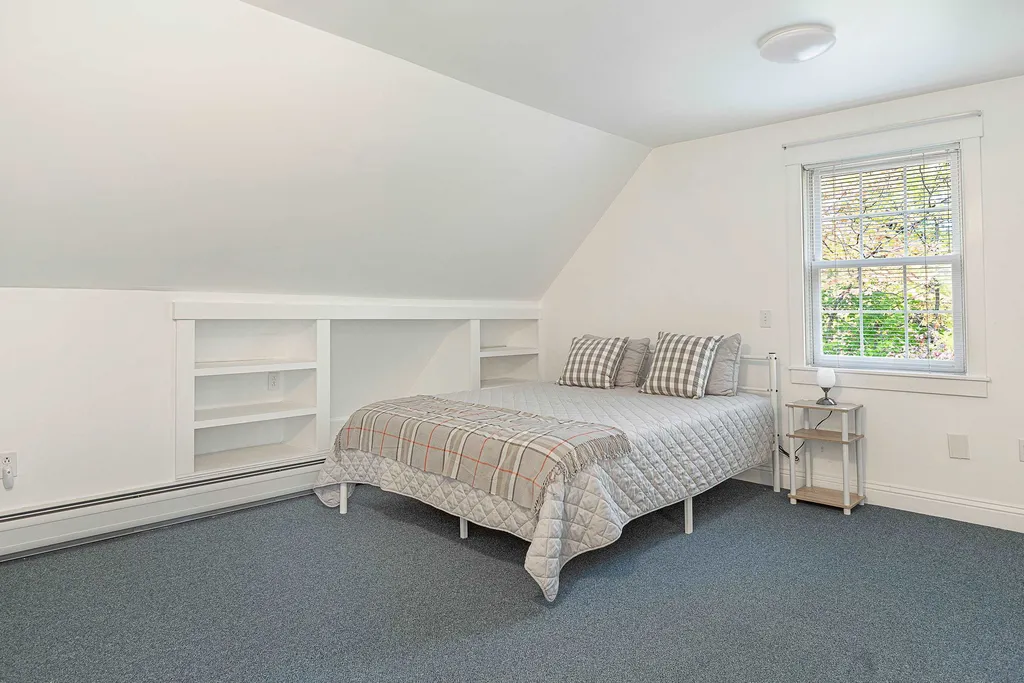 10 Hagan Drive Essex VT 05452