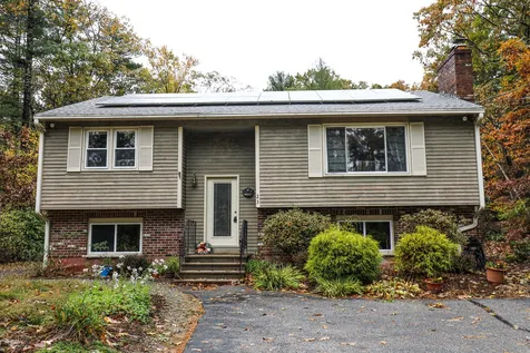 23 Yellow Wood Drive Pelham NH 03076