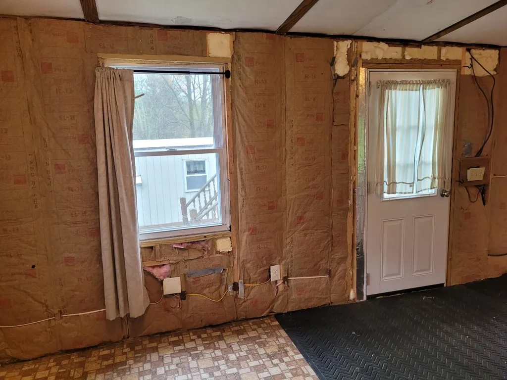 91 Walt's Way Hinesburg VT 05461