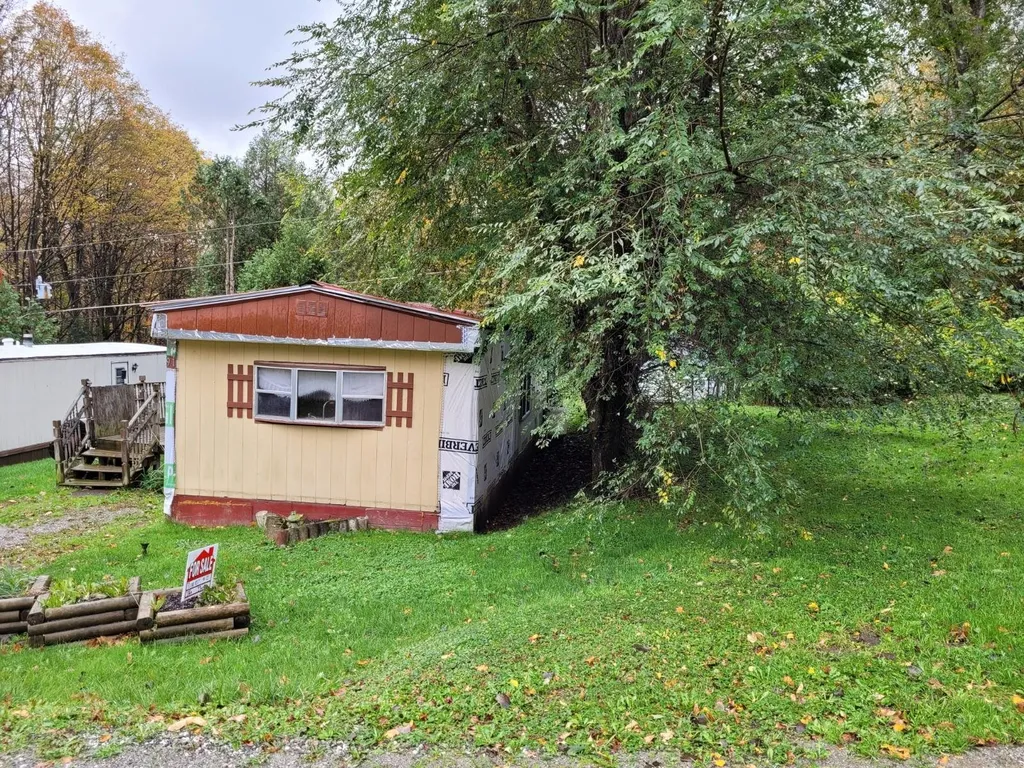 91 Walt's Way Hinesburg VT 05461