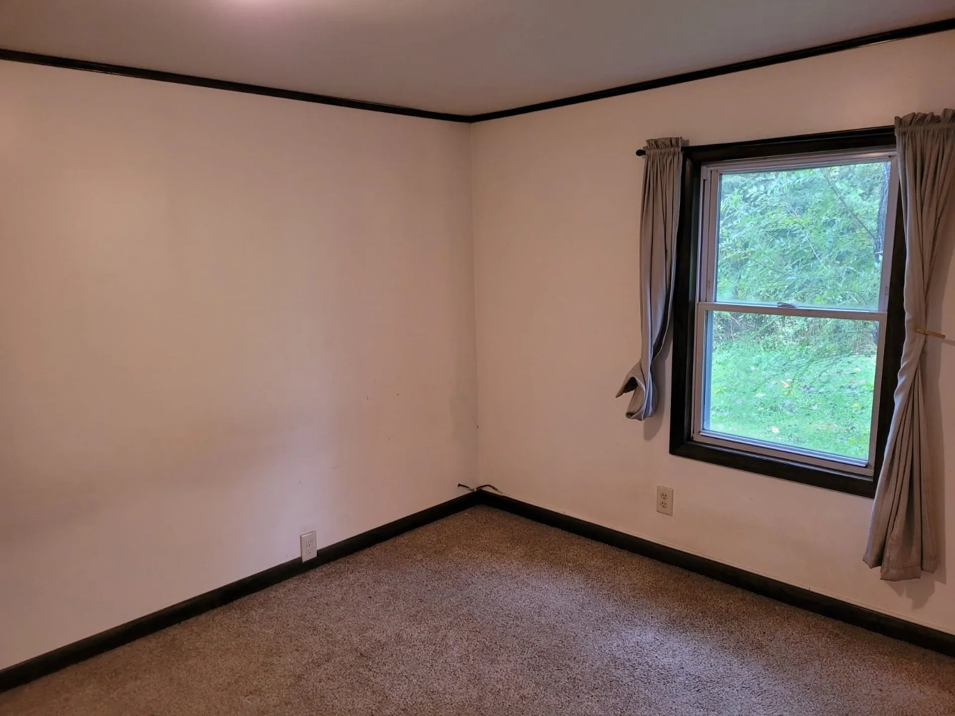 91 Walt's Way Hinesburg VT 05461