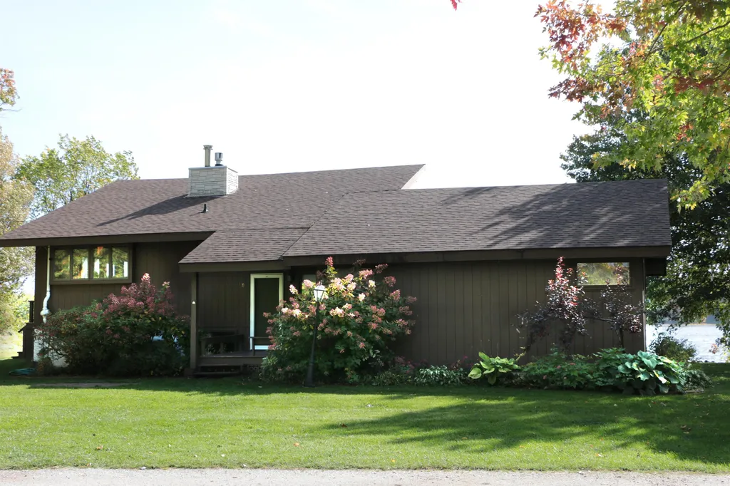 10 Macomber Point Alburgh VT 05440