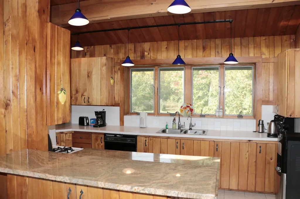 10 Macomber Point Alburgh VT 05440