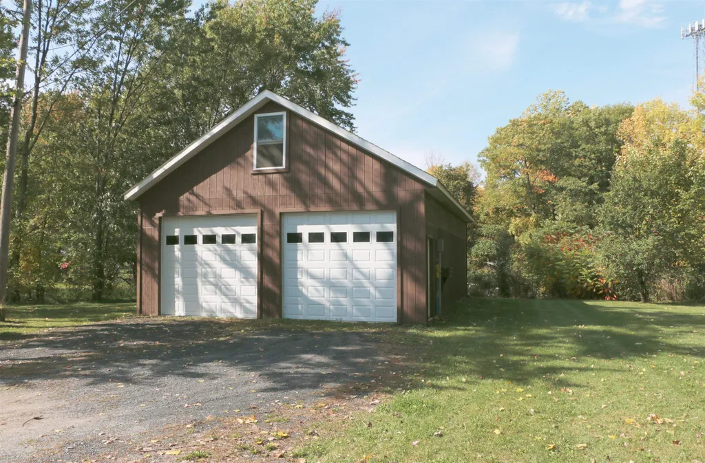 10 Macomber Point Alburgh VT 05440