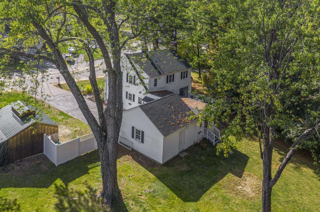 2 Whitehall Road Rochester NH 03867