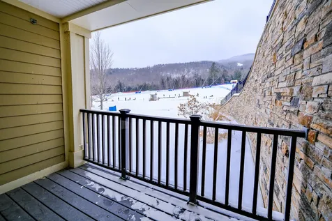 625/627 Qii Jackson Gore Adams House Ludlow VT 05149