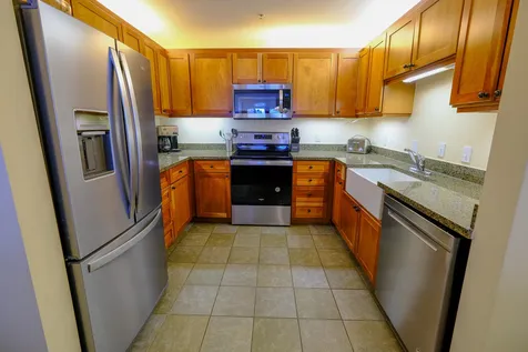 625/627 Qii Jackson Gore Adams House Ludlow VT 05149