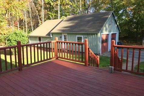 20 Powwow River Road East Kingston NH 03827