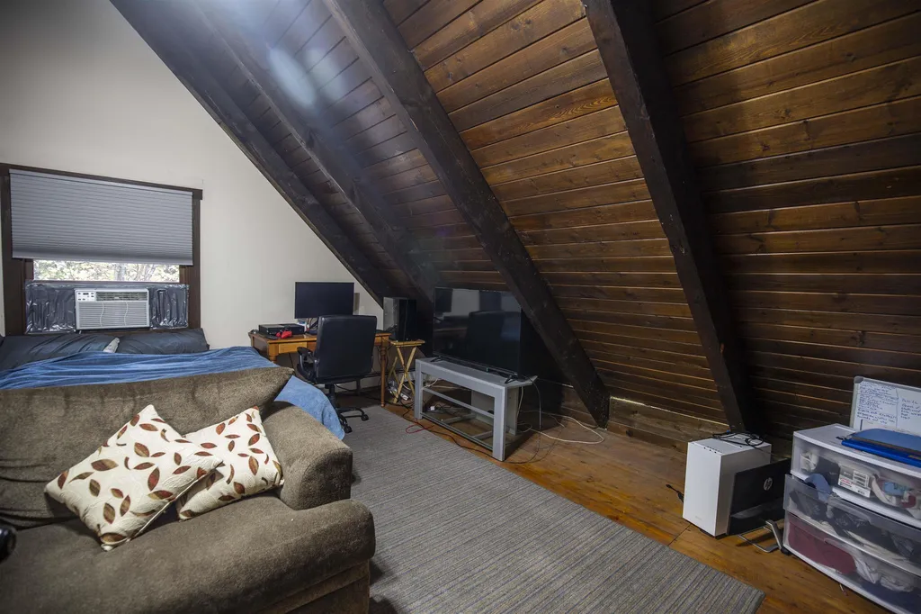 93 Walnut Hill Road Derry NH 03038