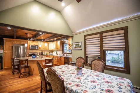 93 Walnut Hill Road Derry NH 03038