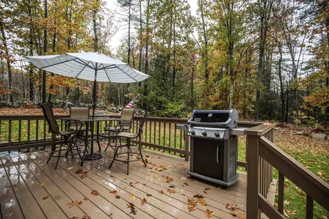 93 Walnut Hill Road Derry NH 03038