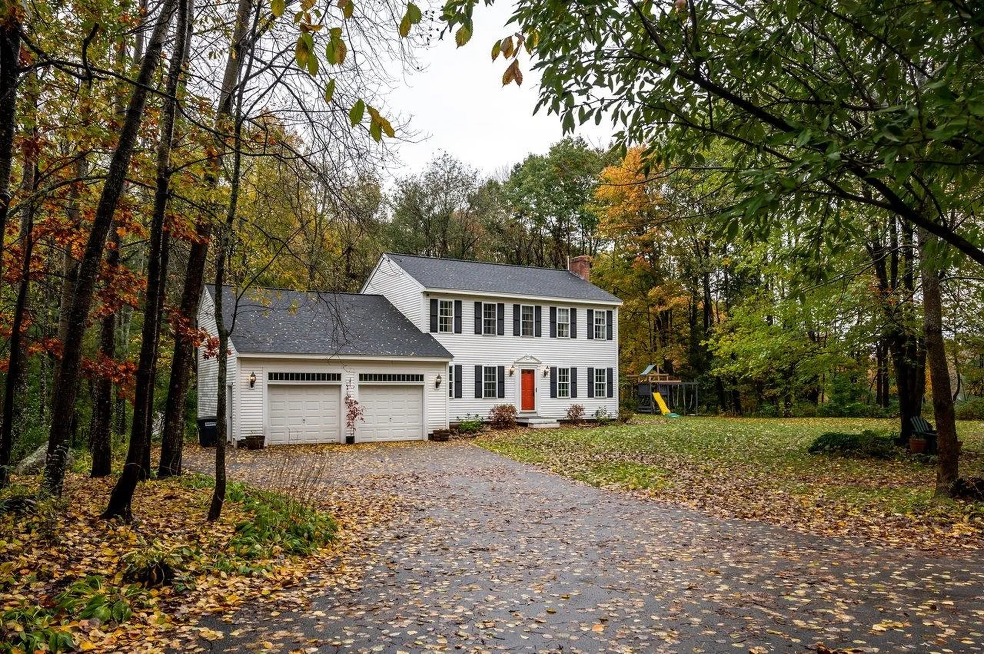 16 Clydesdale Drive Danville NH 03819