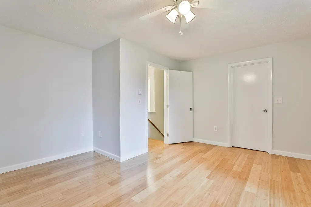 1l Rocco Drive Derry NH 03038