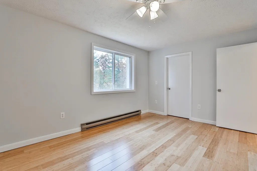 1l Rocco Drive Derry NH 03038