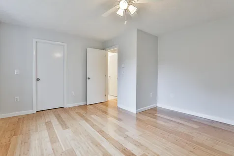 1l Rocco Drive Derry NH 03038