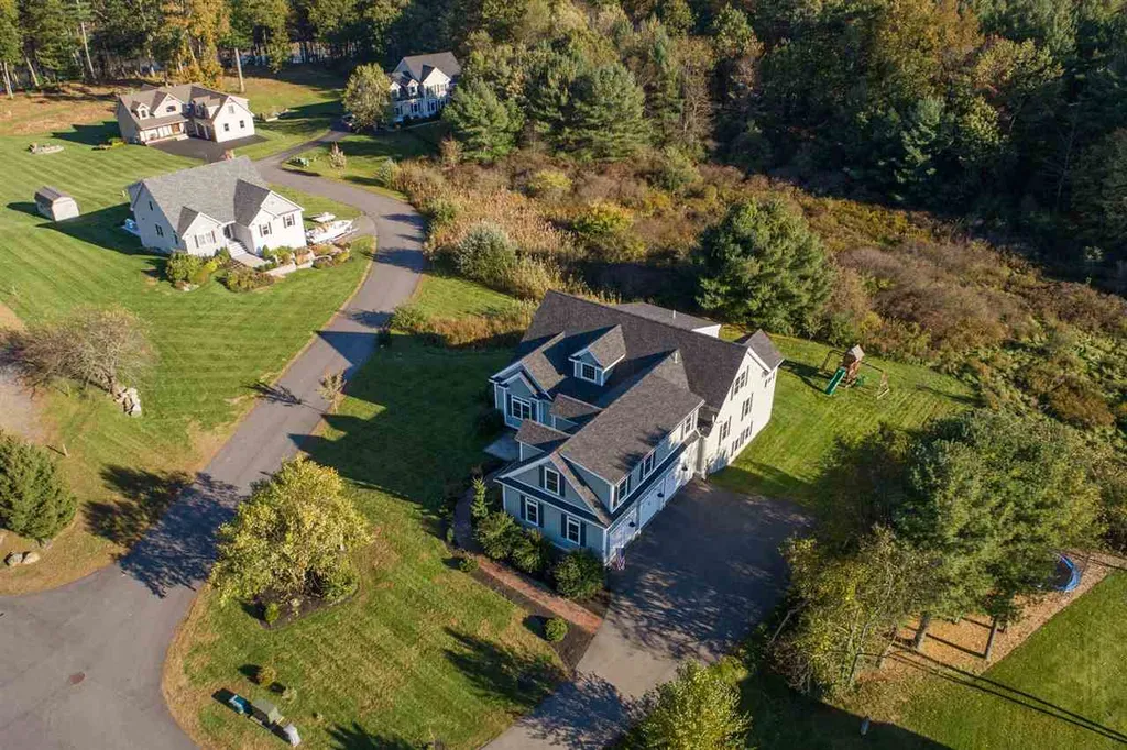19 Schooner Drive Dover NH 03820