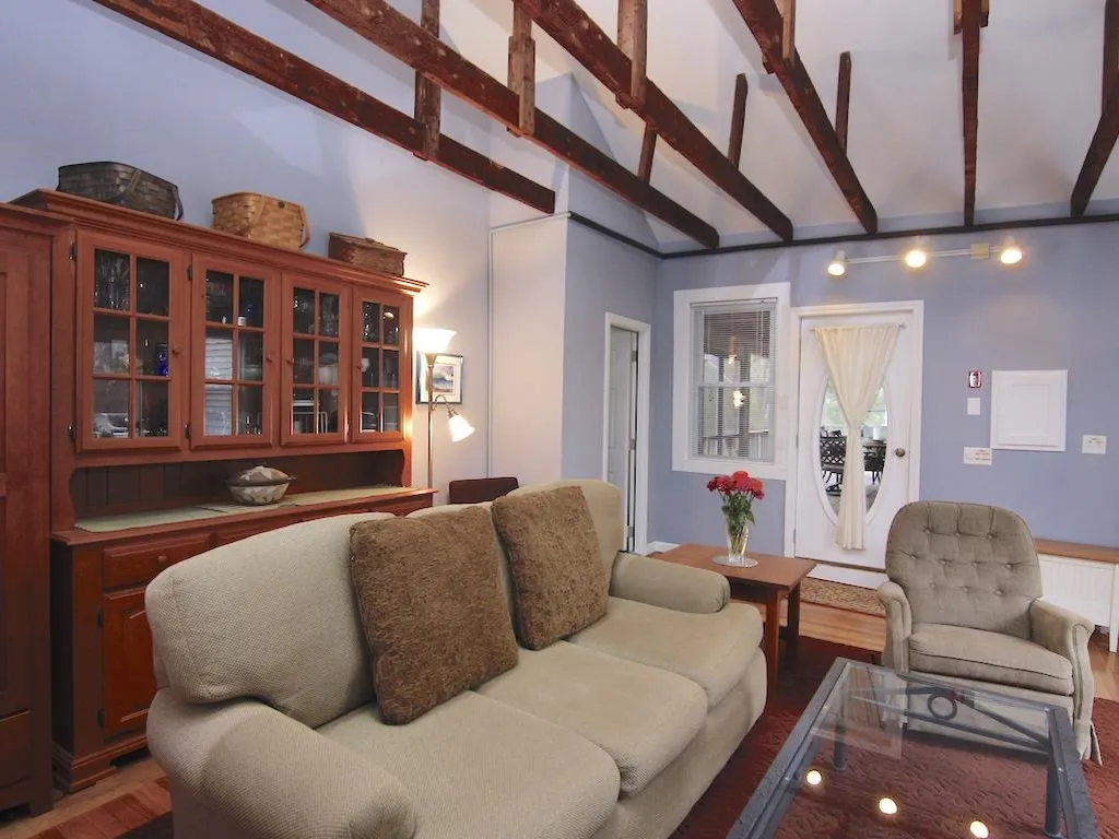 178 Union Street Peterborough NH 03458