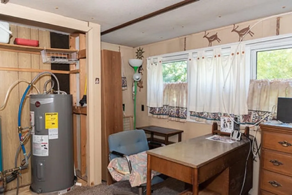 82 New Boston Road Kingston NH 03848