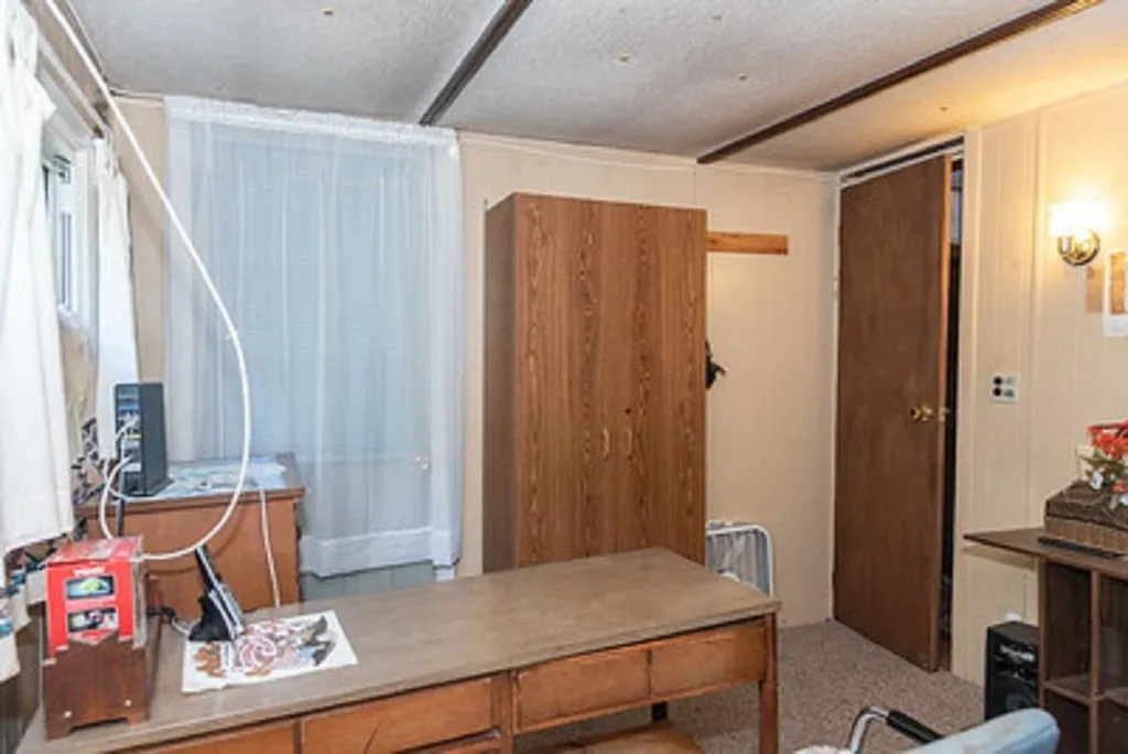 82 New Boston Road Kingston NH 03848
