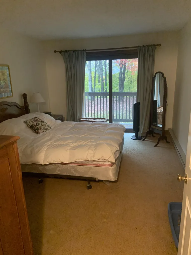 860 Murphy Road Hartford VT 05059