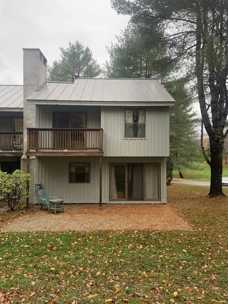 860 Murphy Road Hartford VT 05059