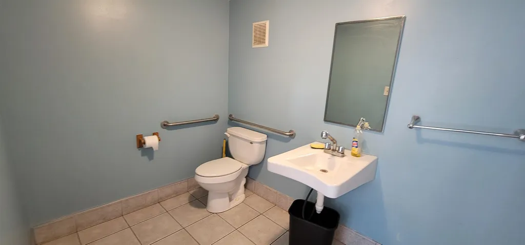 1238 Hooksett Road Hooksett NH 03106